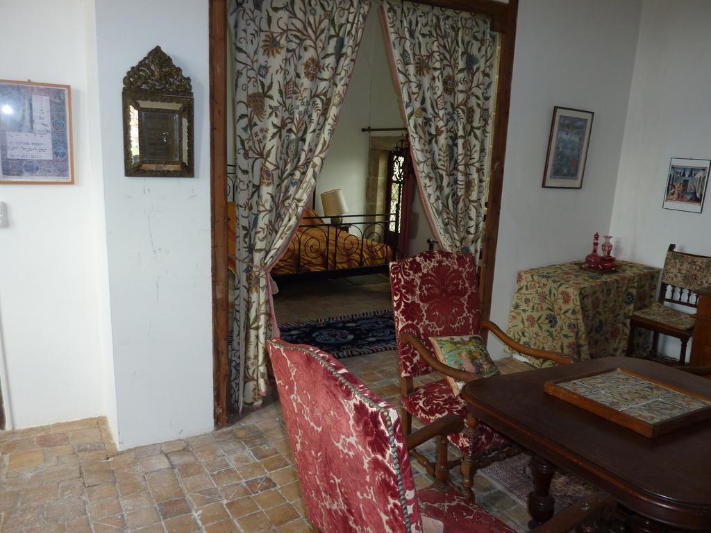 Chateau De Vermette 호텔 La Chapelle-Gaudin 객실 사진