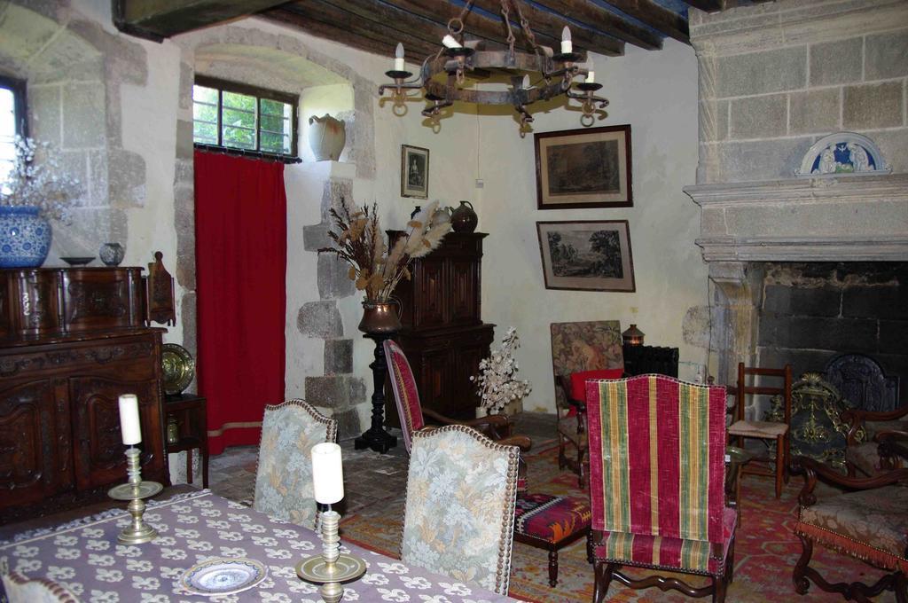 Chateau De Vermette 호텔 La Chapelle-Gaudin 객실 사진